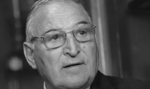 Стойчо Младенов разкри причината за отсъствието си от поклонението пред Димитър Пенев - 1