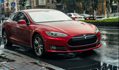 Нов рекорд на Tesla - 1