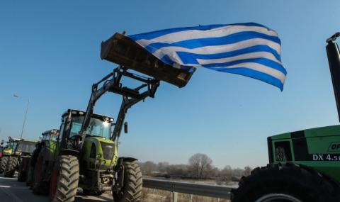 Гръцките фермери решават дали ще продължи стачката - 1