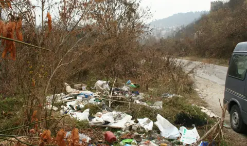 242 незаконни сметища в София? Не, много повече са