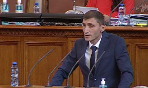 Венци Мицов публикува скандален коментар на депутат от "Демократична България" - 1