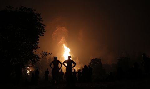 Няма пострадали българи при пожарите в Гърция - Август 2021 - 1