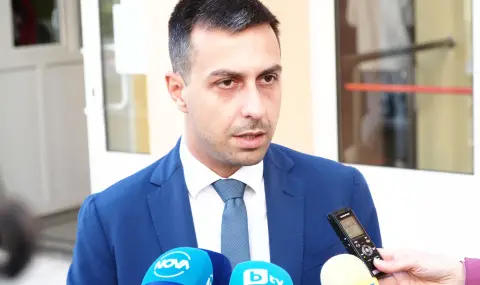 Деян Николов: Продължаваме с протестите и ще се борим за оставката на това правителство - 1