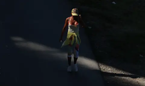 В цяла Сърбия е въведен червен код, живакът ще достигне 42 градуса - 1