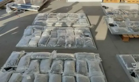 СДВР разби склад със 150 кг марихуана в столичния квартал „Орландовци“ - 1