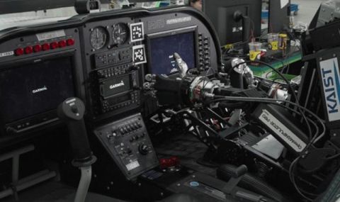 Хуманоиден робот заменя пилотите на самолети - 1