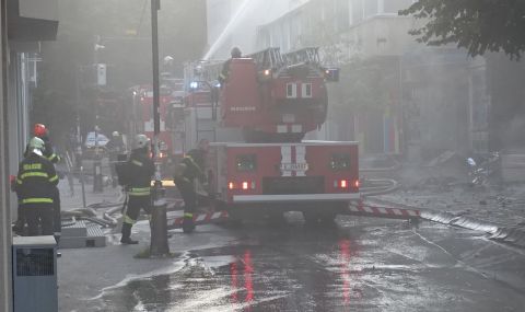 Голям пожар избухна в месопреработвателно предприятие в Силистра - 1