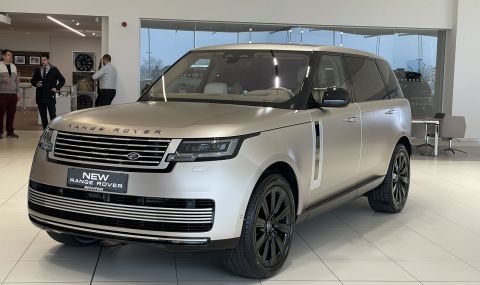 Два специални Range Rover-а с цена от 1 млн. лева „кацнаха“ в България (ВИДЕО) - 1