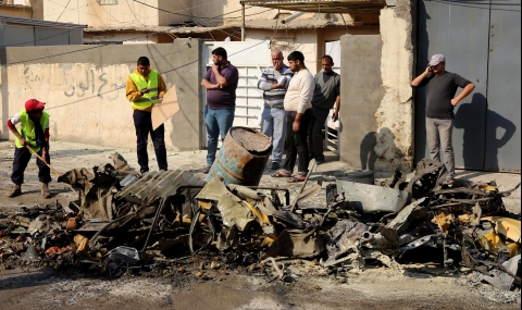Взрив по време на погребение уби 16 души в Ирак - 1