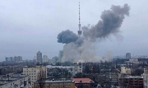 Руски ракетен удар срещу телевизионната кула в Киев, има убити - 1