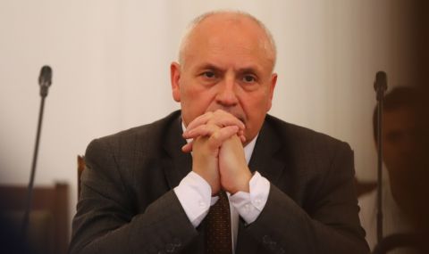 Проф. Даскалов: Моллов ме посъветва да не се вживявам много за "Капитан Андреево" - 1