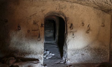 Откриха значима за християнството погребална пещера в Израел на над 2000 г. (ВИДЕО) - 1