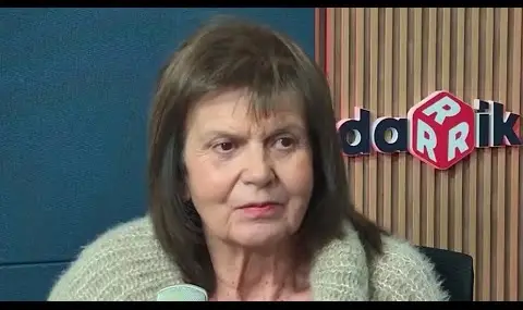 Доц. Божилова: Пеевски влияе на bTV! Цънцарова е само повод!