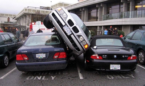 По-големите коли са причина за ПТП-та по време на паркиране - 1