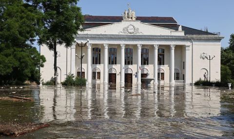 Пред ООН: Украйна и Русия се обвиниха взаимно за разрушената язовирна стена на Каховската ВЕЦ ВИДЕО - 1