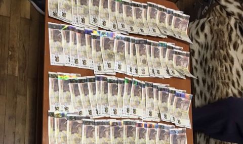 Арестуваха 21-годишен, печатал и харчил фалшиви пари във Варна - 1