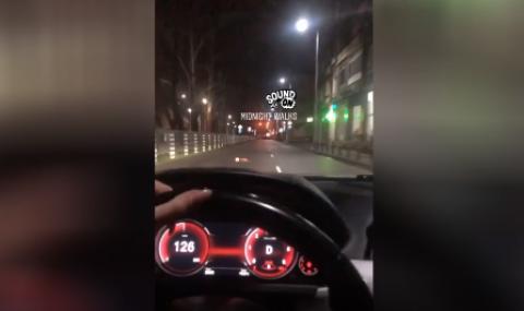 Маникюристка се &quot;изфука&quot; със 130 км/ч на булевард в Пловдив - 1