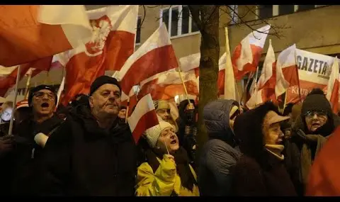 Протестиращи в Полша: Това не е страната на Туск ВИДЕО - 1