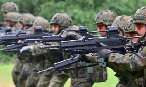 Мерц: Европейските държави започват да обсъждат идеи за споделен ядрен чадър