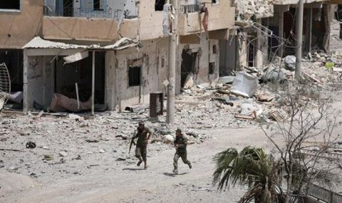 Поне петима сирийски войници бяха ранени при въздушен удар на Израел - 1
