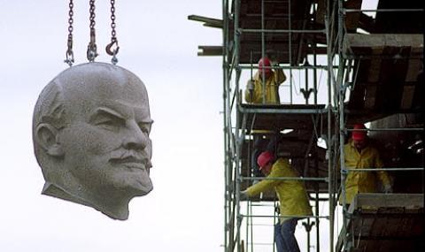 7 ноември 1917 г. Октомврийската революция - 1