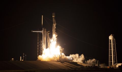 Рискове и визионерство: как SpaceX завинаги промени пътуването в Космоса - 1