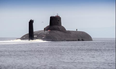Путин отива на срещата с Тръмп с „огромна подводница“ - 1