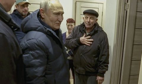 Започнаха да изселват жителите на Мариупол от жилищата, инспектирани от Путин - 1
