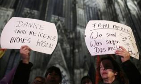 Протести срещу кметицата на Кьолн след опити за изнасилване - 1