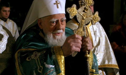 Валят съболезнования за кончината на патриарх Максим - 1
