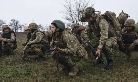 Русия започна изтегляне на войските си от летище Камишли в Сирия - 1