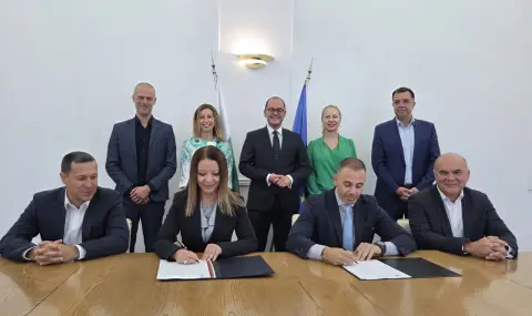 Фонд на фондовете подписа договор за 40 млн. евро - 1