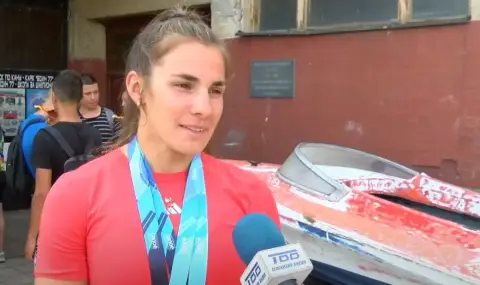 Двойката каяк Йоана Георгиева и Памела Иванова останаха пети на ЕП за девойки - 1