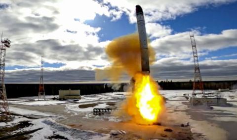 Русия: Междуконтиненталните балистични ракети "Сармат" са приети на бойно дежурство - 1