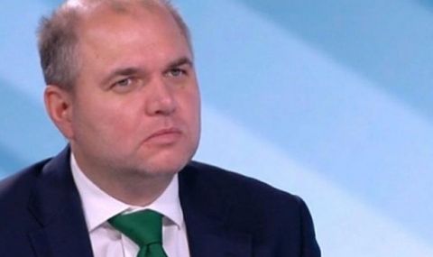 Владислав Панев: Да не смятаме ползи от хора, които бягат от война - 1