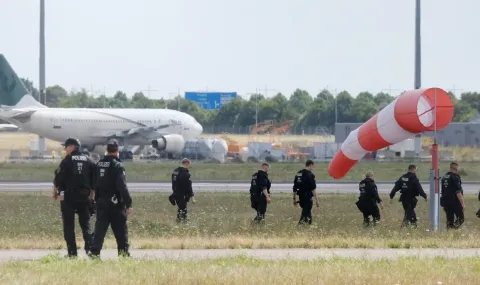 Police operation closes runway at Leipzig/Halle airport - 1