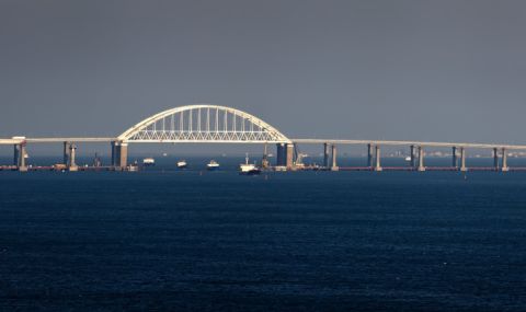 Русия ограничи движението в Керченския проток  - 1