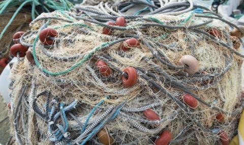 Иззеха 955 метра нелегални рибарски мрежи - 1