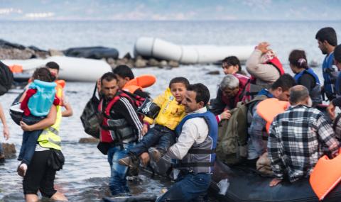 Австрия: Бежанците да стоят по корабите! - 1