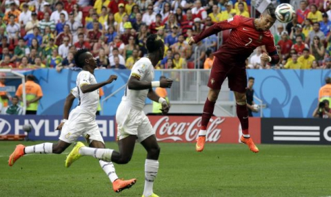 Роналдо се отпуши, но Португалия отпадна - 1