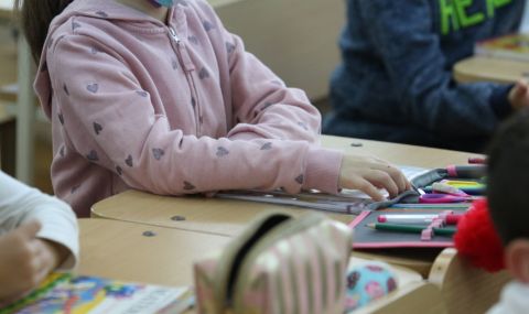 70% от софийските ученици се върнаха в училище - 1