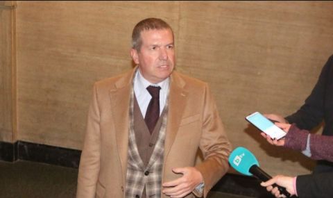 Адвокат Менков: Петков не може да бъде свидетел само с фактите от „Гугъл” - 1