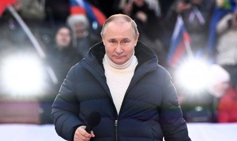 Путин критикува Запада, облечен с италианско яке за €13 000 - 1