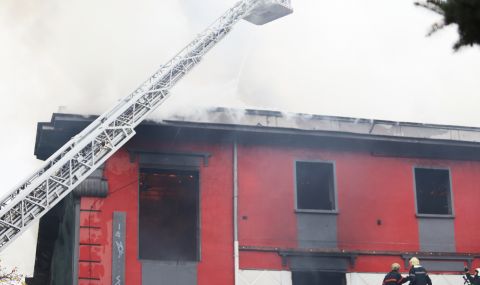 Минеков за пожара в "Син сити": Класически вид престъпност е това, явно мафията набира сили - 1