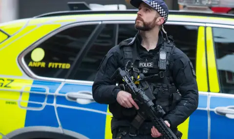 Лондон решава какво да е наказанието за шестимата българи, извършвали шпионаж „в промишлени мащаби“ за Русия - 1