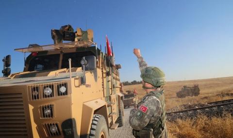 Турски танкове навлизат в Сирия - 1