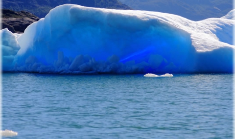 Откраднаха пет тона лед от ледник в Чили - 1