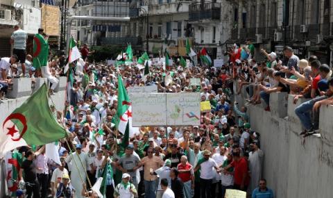Нови протести в Алжир - 1