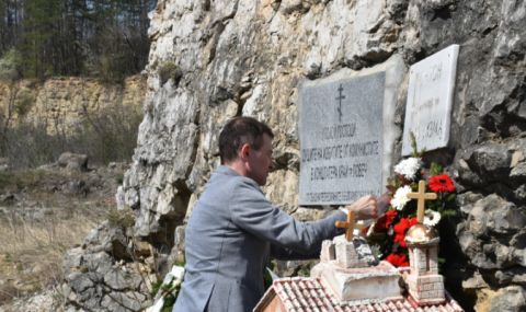 Почетоха паметта на загиналите в концлагер "Слънчев бряг" по време на комунистически режим - 1