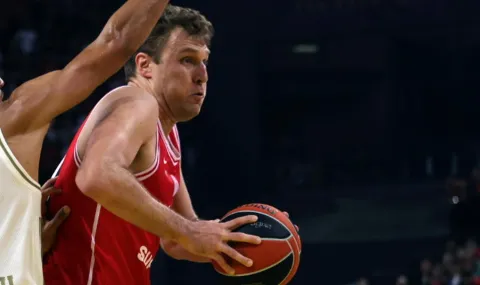 Alexander Vezenkov and Olympiacos with sixth victory in the Euroleague - 1